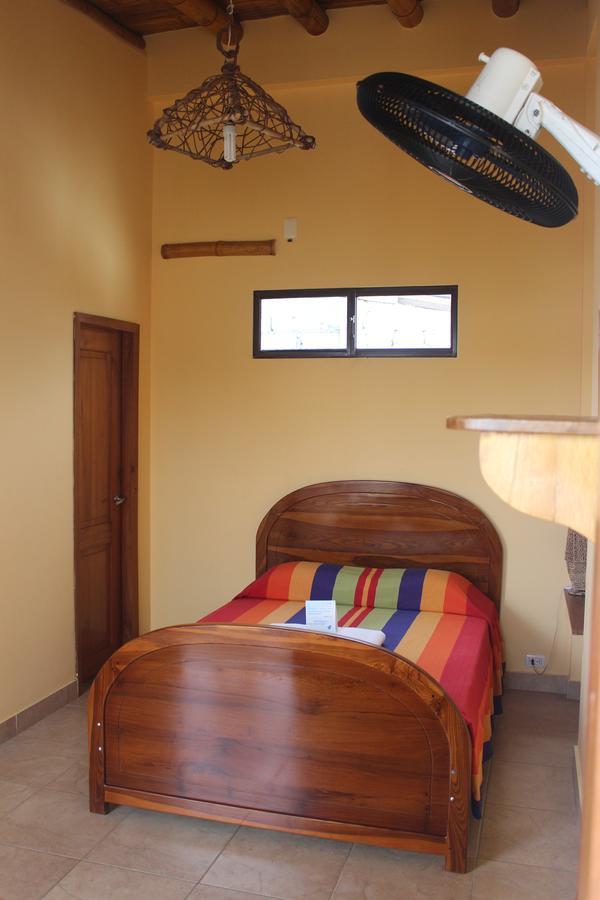La Mariposa Hostal Olón Eksteriør billede