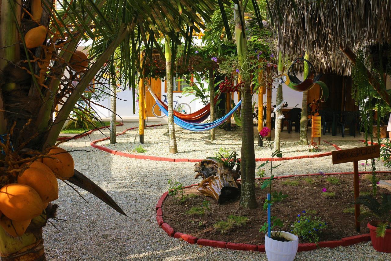 La Mariposa Hostal Olón Eksteriør billede