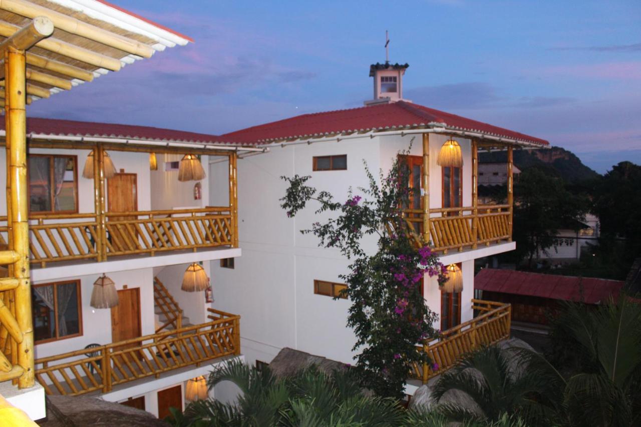 La Mariposa Hostal Olón Eksteriør billede