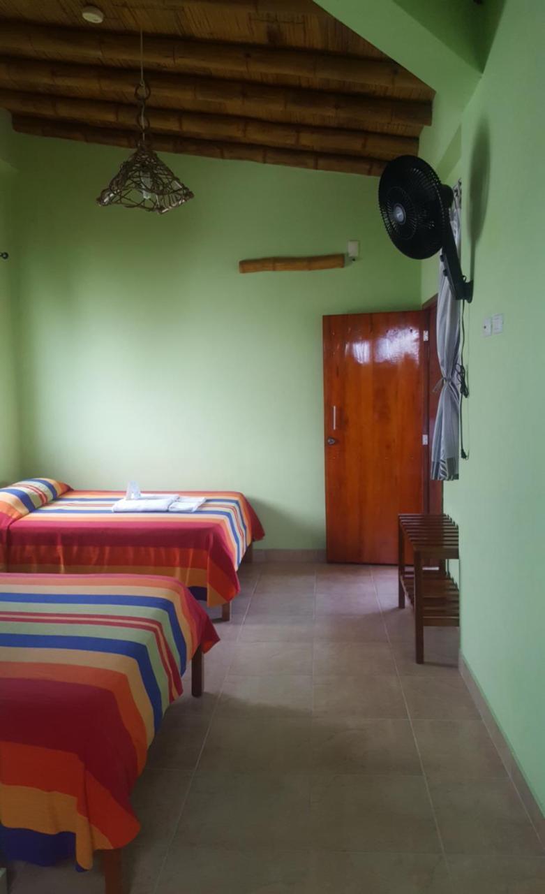 La Mariposa Hostal Olón Eksteriør billede