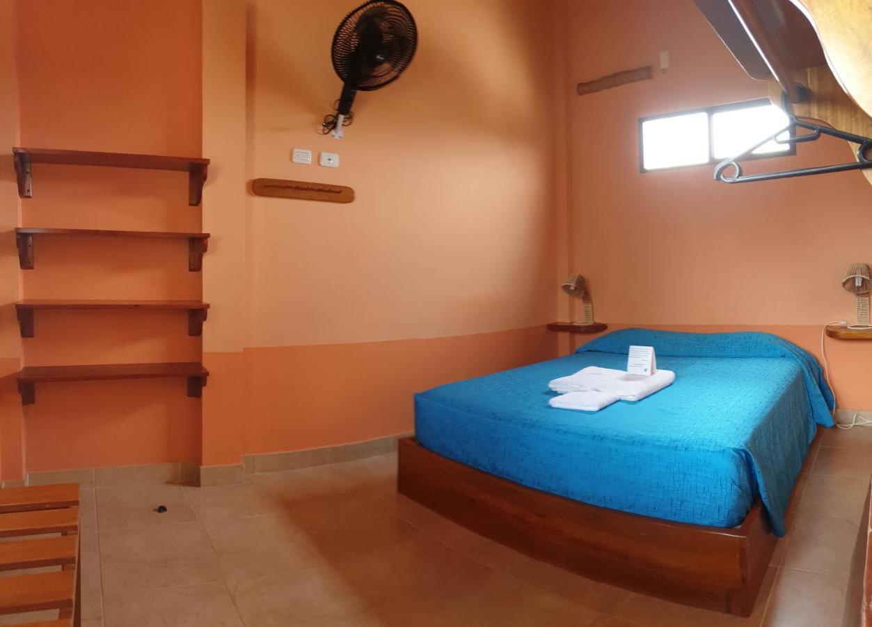 La Mariposa Hostal Olón Eksteriør billede